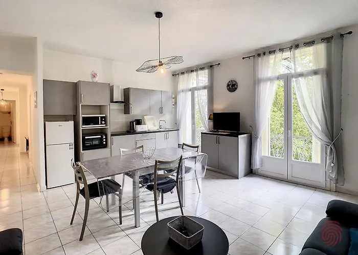 F3 Avec Wi-fi, Animaux Acceptes, Proche Thermes - - Fr-1-451-148 * Lamalou-les-Bains